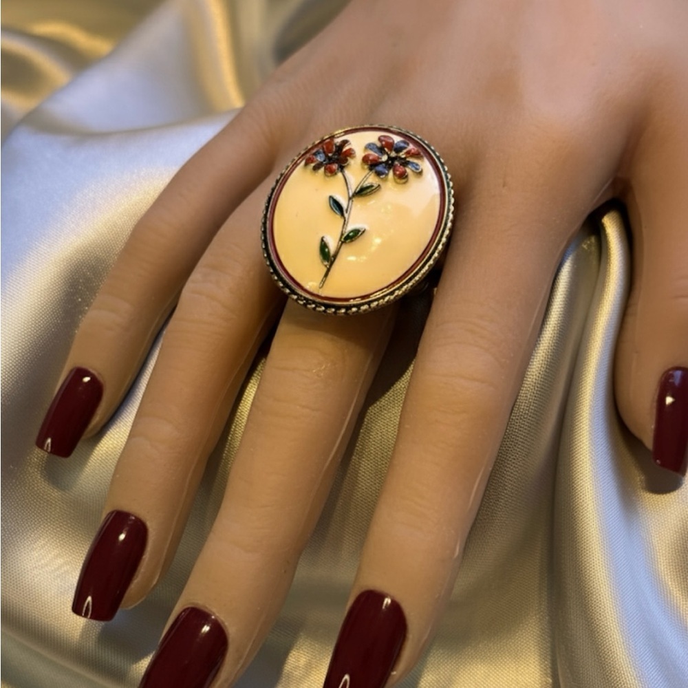 Vintage-Inspired Enamel Flower Statement Cocktail Ring